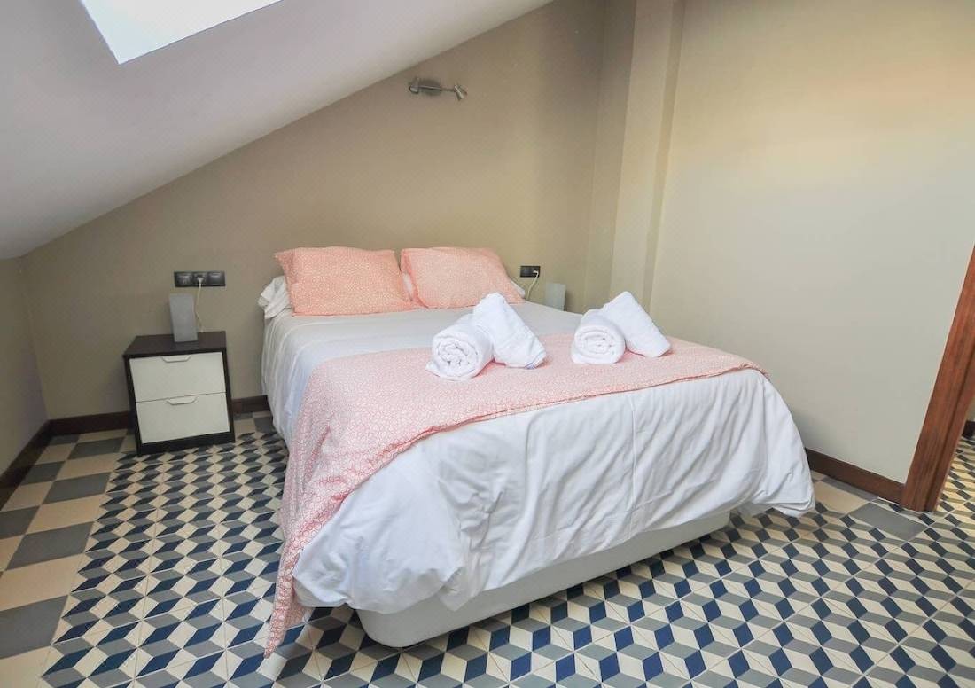 HM Perchel Malaga-Malaga Updated 2022 Room Price-Reviews & Deals | Trip.com