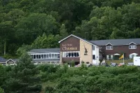 Loch Ness Clansman Hotel Hotels in Drumnadrochit