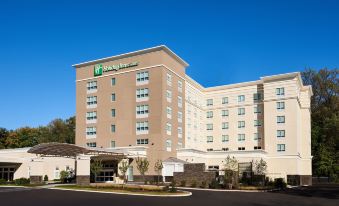 Holiday Inn & Suites Philadelphia W - Drexel Hill