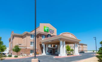 Holiday Inn Express & Suites Hobbs