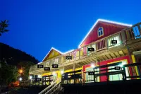 Yeosu Geumo Island Village Pension (Former Dongbaekgol)
