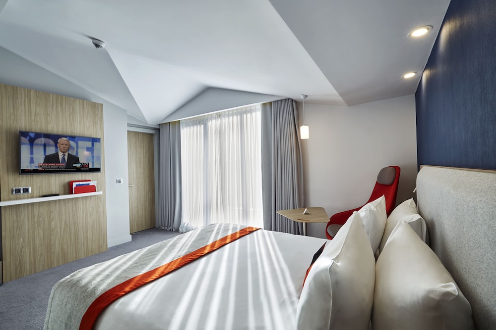 Holiday Inn Express Istanbul - Atakoy Metro, an Ihg Hotel