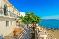 Villa Elizabeth - Seafront Classic Villa!