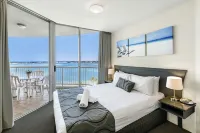 Crystal Bay on the Broadwater