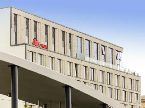 Ibis Berlin Hauptbahnhof Отели рядом с достопримечательностью «Рейхстаг»