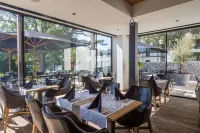 Golden Lakes Hotel Hotels in Philippeville