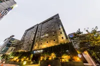 Uijeongbu La Tree Hotel Hotels near Island Castle Water Park