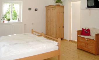 Waldweber - Housity
