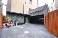 清州斯瑪特酒店 - 停車場