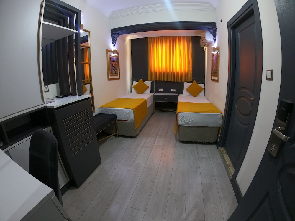 Exporoyal Hotel