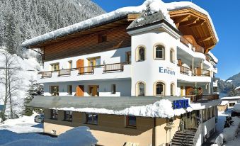 Hotel Enzian Paznaun