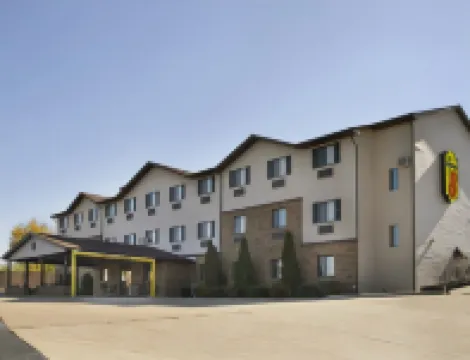 Super 8 by Wyndham St. Clair MO Hoteles en 