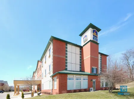 Best Western Plus des Moines West Inn Suites