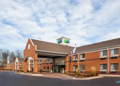 Wingate by Wyndham Brighton Hotels in Genoa Township