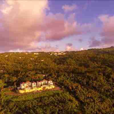 Navy Hill Resort Hotel Exterior
