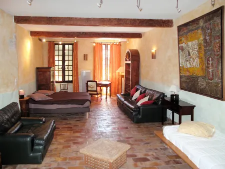 Les Arcades Отели в г. Ньон