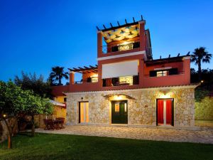 Luxury Villa Lemonia with Private Pool