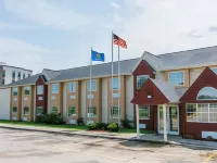 Days Inn & Suites by Wyndham Pryor - Pet friendly