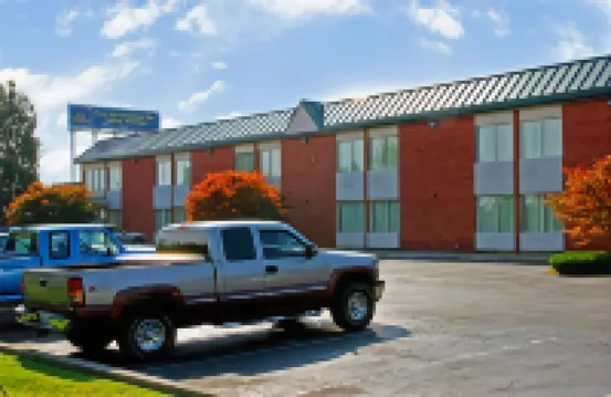 Baymont by Wyndham Richmond KY Hotels in 