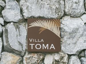 Villa Toma East