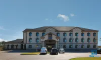 Best Western Henrietta Inn  Suites فنادق في Henrietta