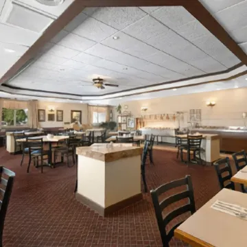 Ramada by Wyndham Enid