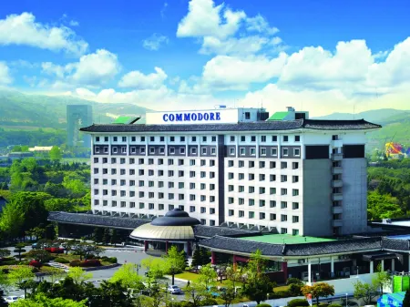 Commodore Hotel Gyeongju Отели рядом с достопримечательностью «Gyeongju National Park»