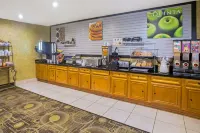 La Quinta Inn & Suites by Wyndham Fort Smith - breakfast