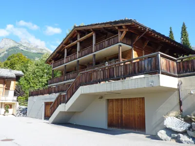 Les Chalets de Marie A 22 Hotels near La Seya, Sentiers des mille fleurs