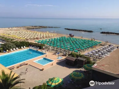 جراند هوتل مونتيسيلفانو فنادق في 