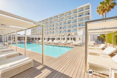 Hotel Astoria Playa Adults Only