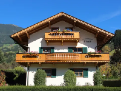 Plank Hotels in Stumm