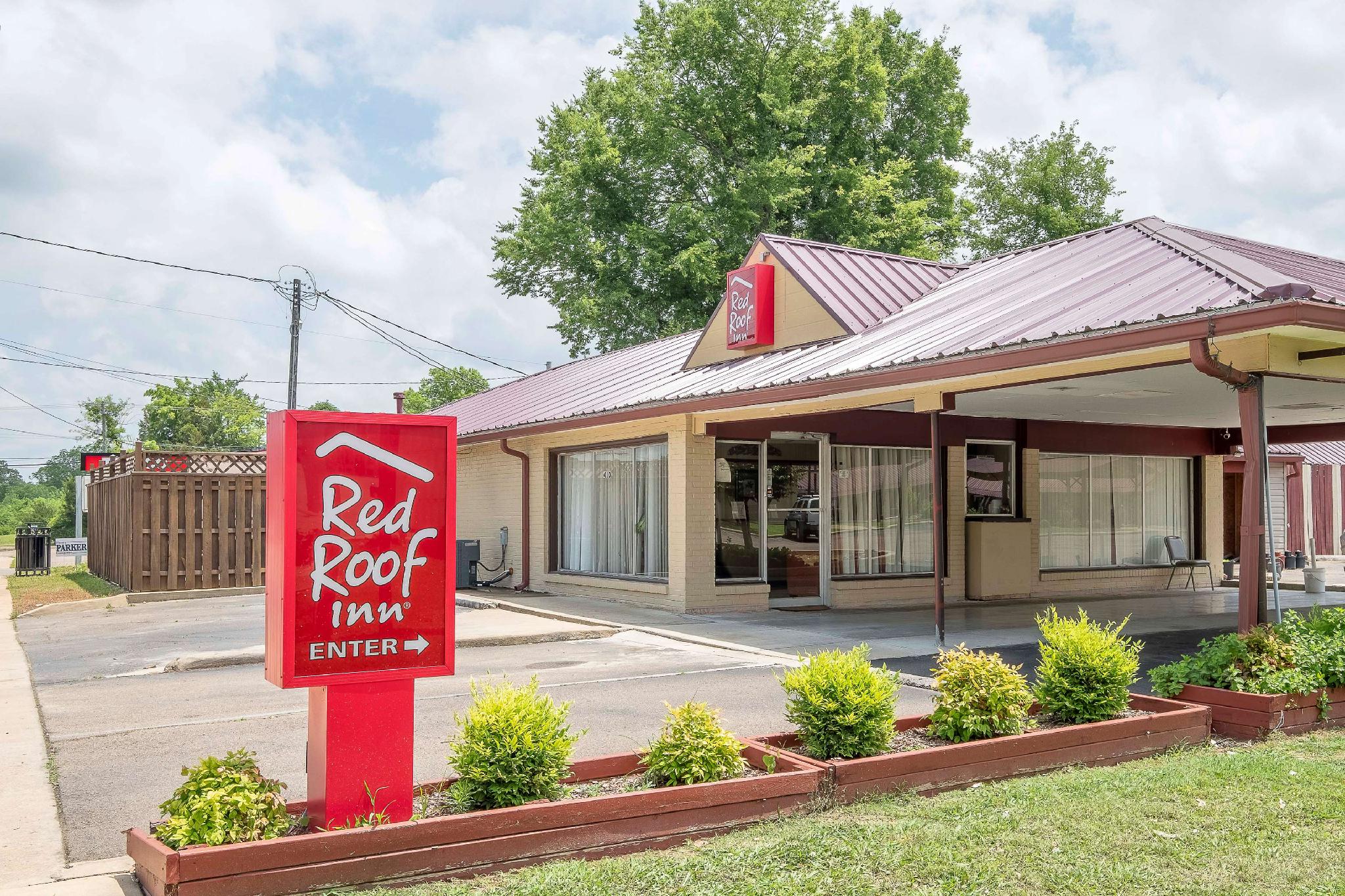 Red Roof Inn Starkville - University