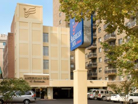 hotels in bethesda md with free parking