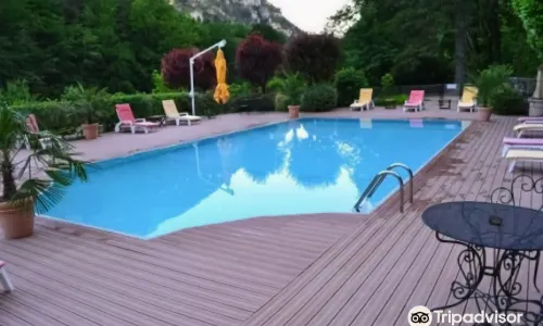 Demeures & Château de la Caze