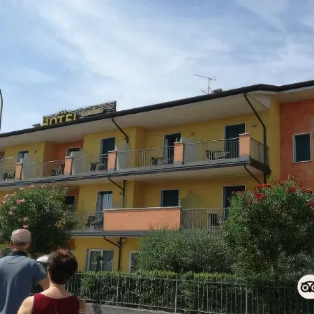Hotel Confine