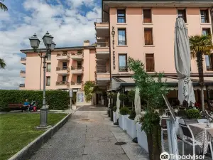 Hotel Eden