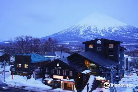 Snow Crystal Отели рядом с достопримечательностью «Mt. Niseko-Annupuri»