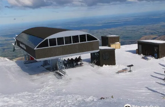 阿蘇爾阿德克洛夫汽車旅館