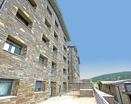 Pierre & Vacances Andorra Sunari Peretol Hotels in Canillo