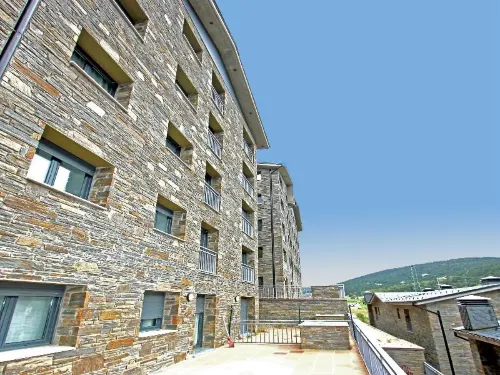 Pierre & Vacances Andorra Sunari Peretol Hotels in Soldeu