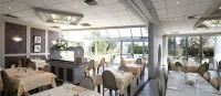 PoMo Hôtel & Restaurant
