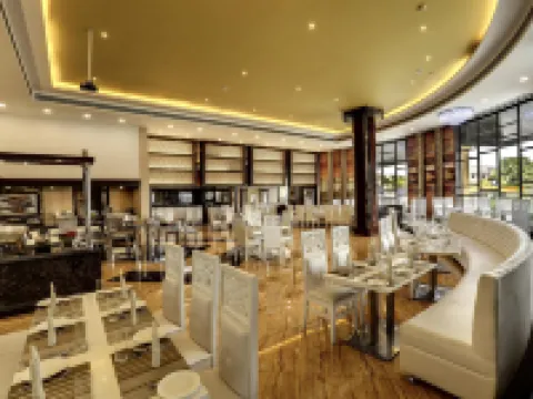 Golden Chariot Vasai - Hotel and Spa Hotels in Vasai