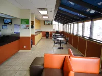 Dreamland Inn Hotels in Marion