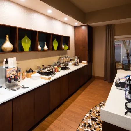 Holiday Inn & Suites BOTHELL by IHG