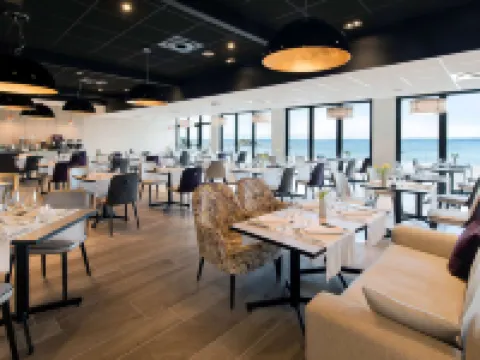 Hôtel Valdys Thalasso & Spa - la Baie Hotels in Douarnenez