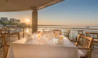 The Albatroz Hotel - breakfast