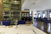 Esplanade Hotel Fremantle - by Rydges, an EVT hotel فنادق في فريمانتل