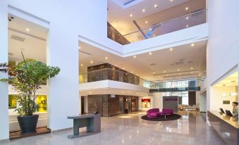 NH Collection Barranquilla Smartsuites Royal