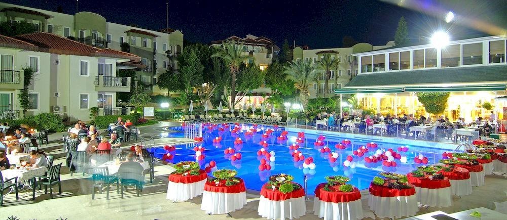 Gardenia Beach Hotel